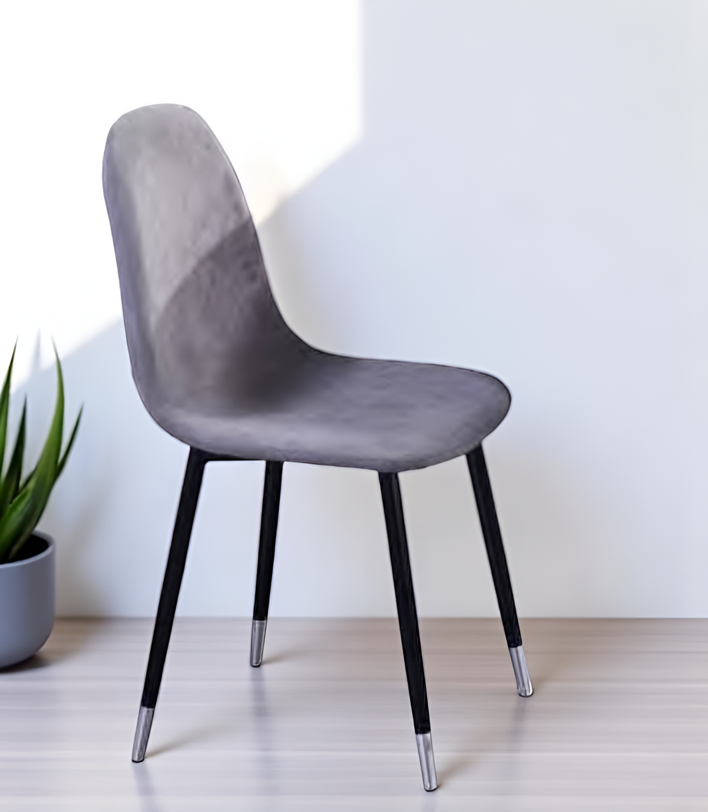 Chaise 4 pièces – C-1582