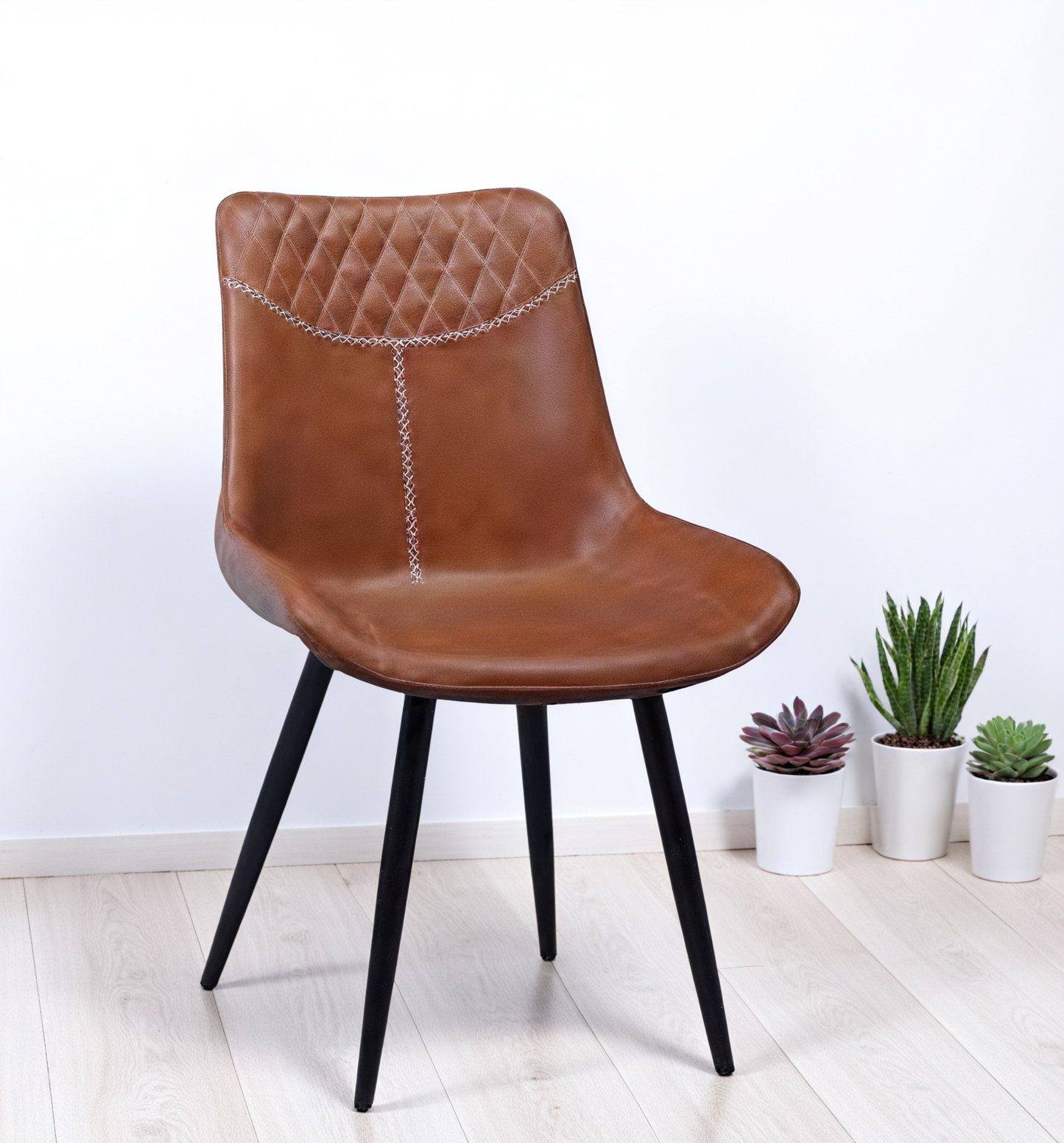 Chaise en polyuréthane – C-1825