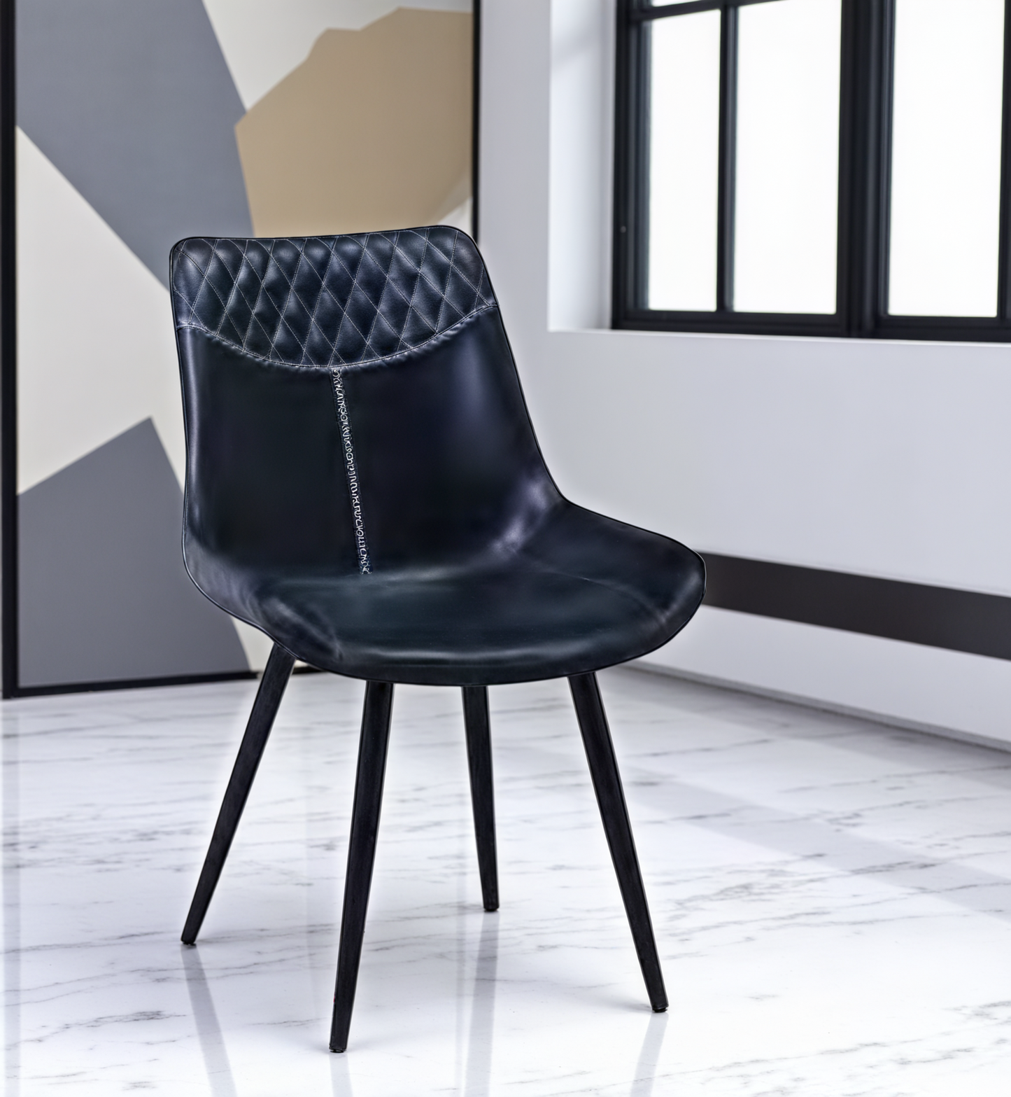 Chaise en polyuréthane – C-1825