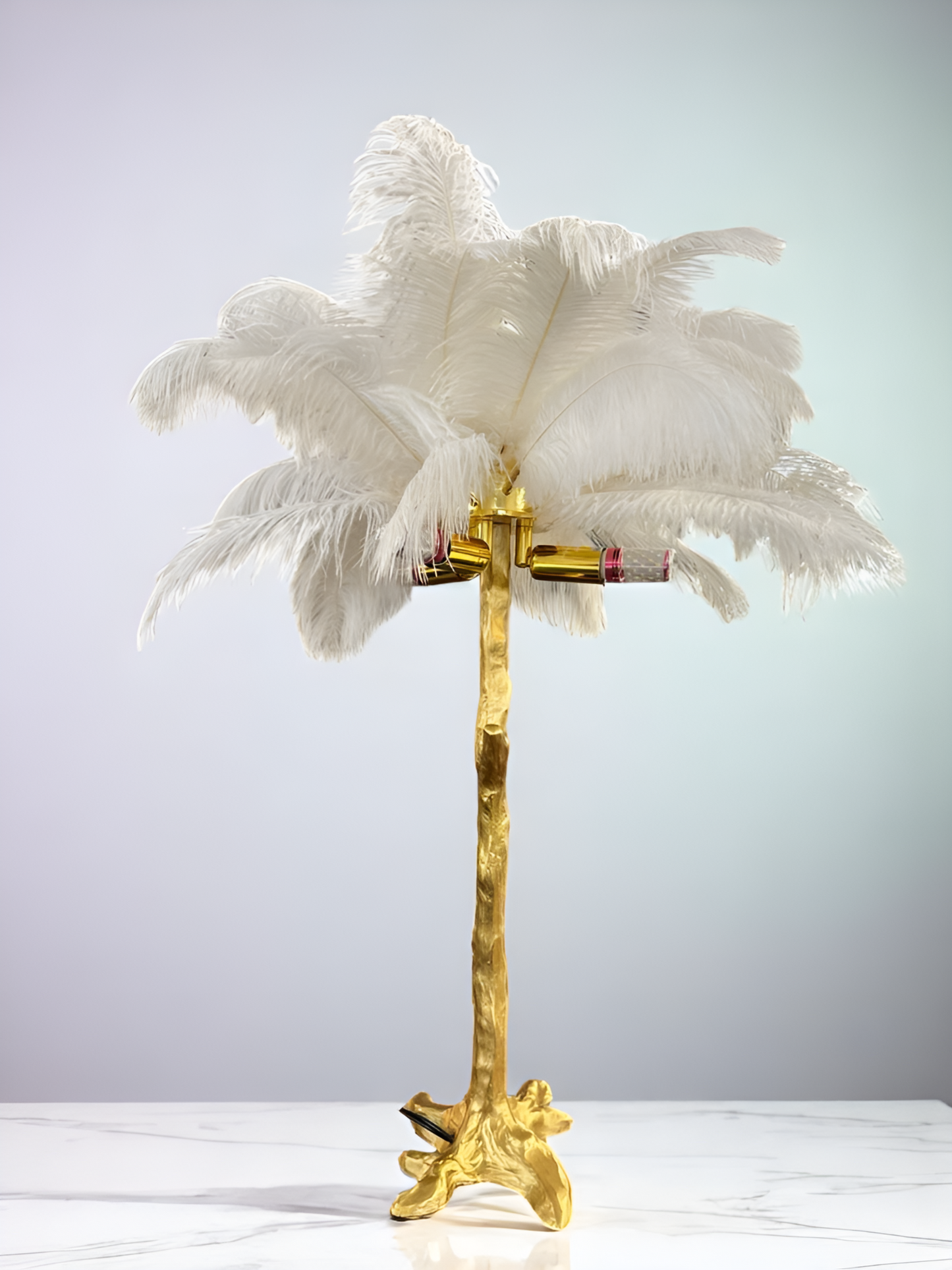 Golden Palm Feather Table Lamp