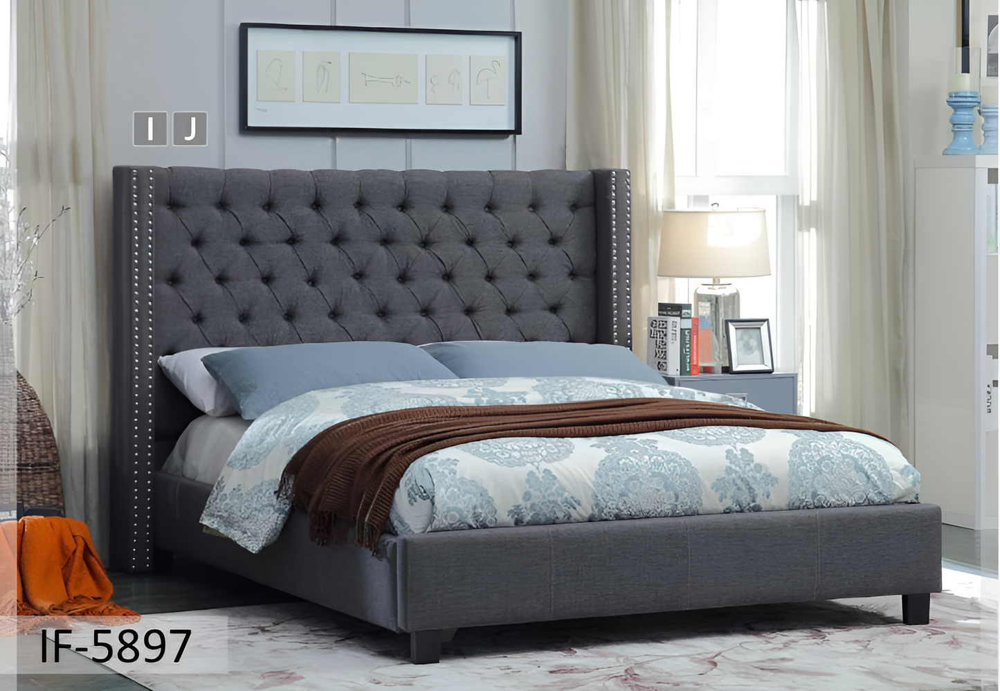 Fabric Wing Bed with Deep Button Tufting & Nailhead Trim – IF-5899