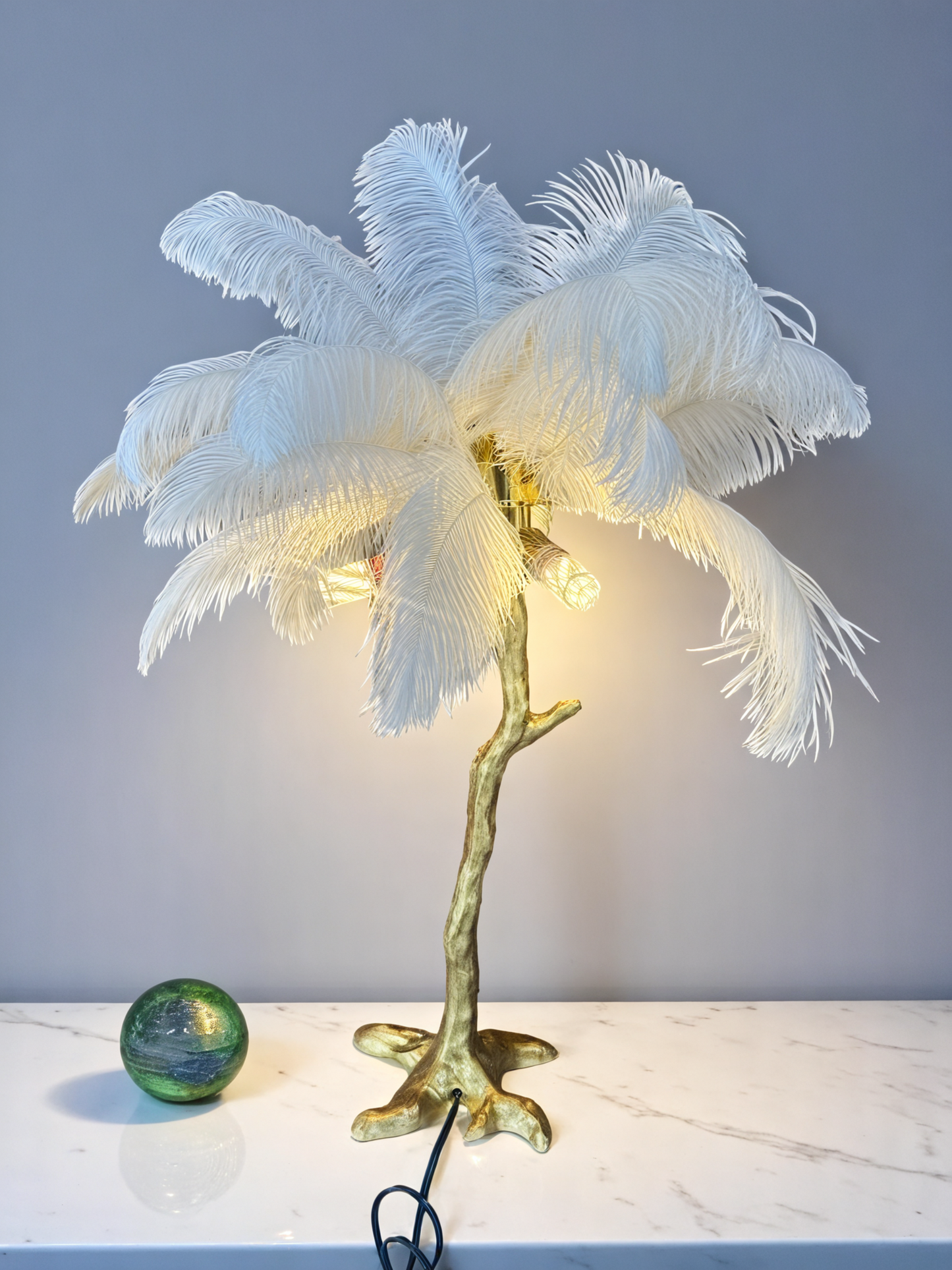 Golden Palm Feather Table Lamp