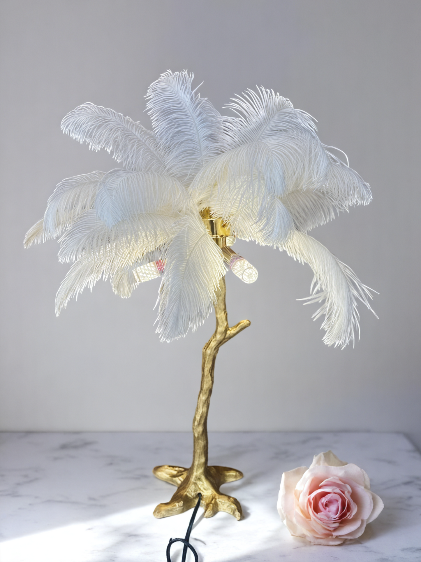 Golden Palm Feather Table Lamp