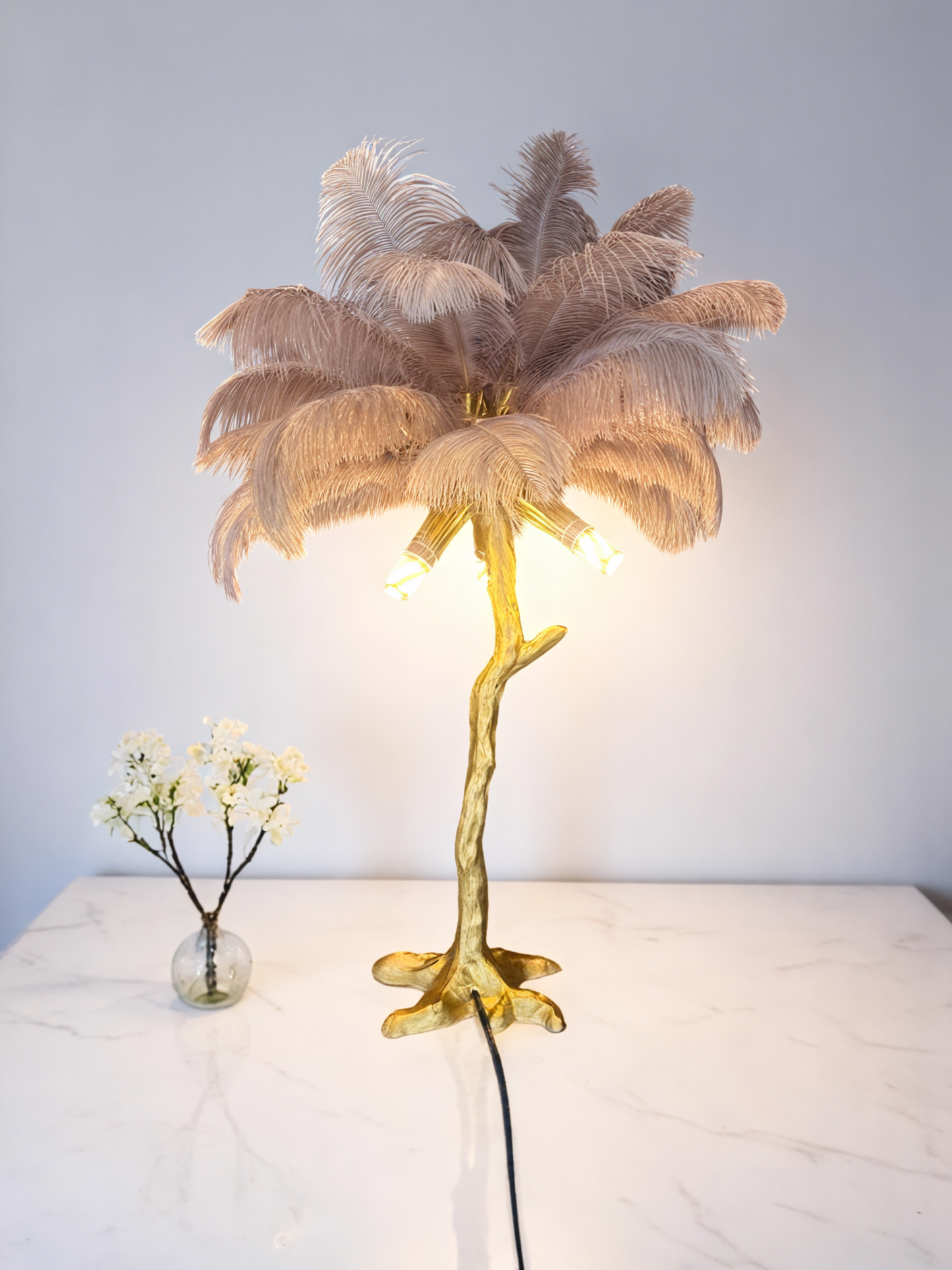 Golden Palm Feather Table Lamp