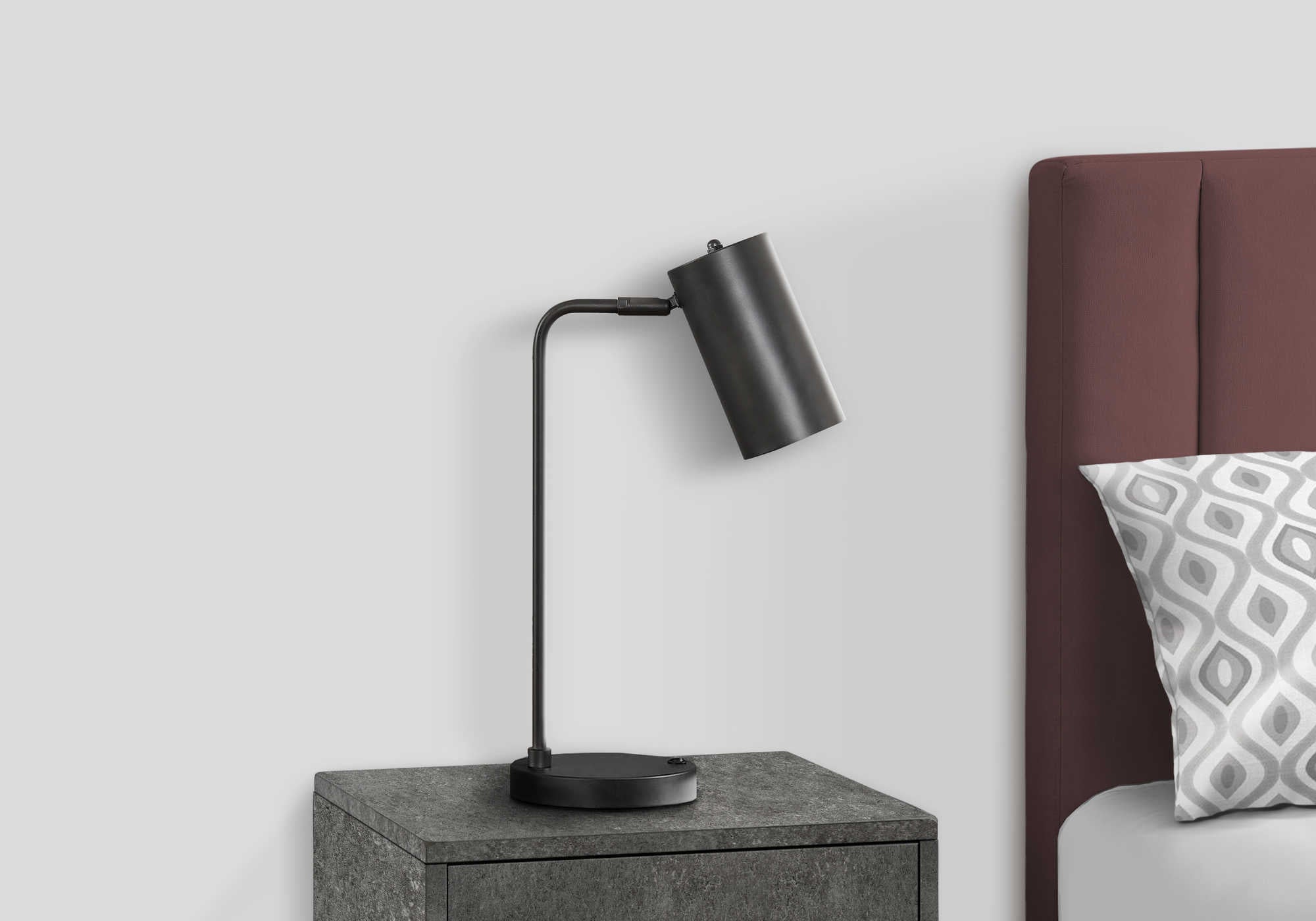 ONYX PIVOT™ – COMPACT USB TASK TABLE LAMP – I 9645