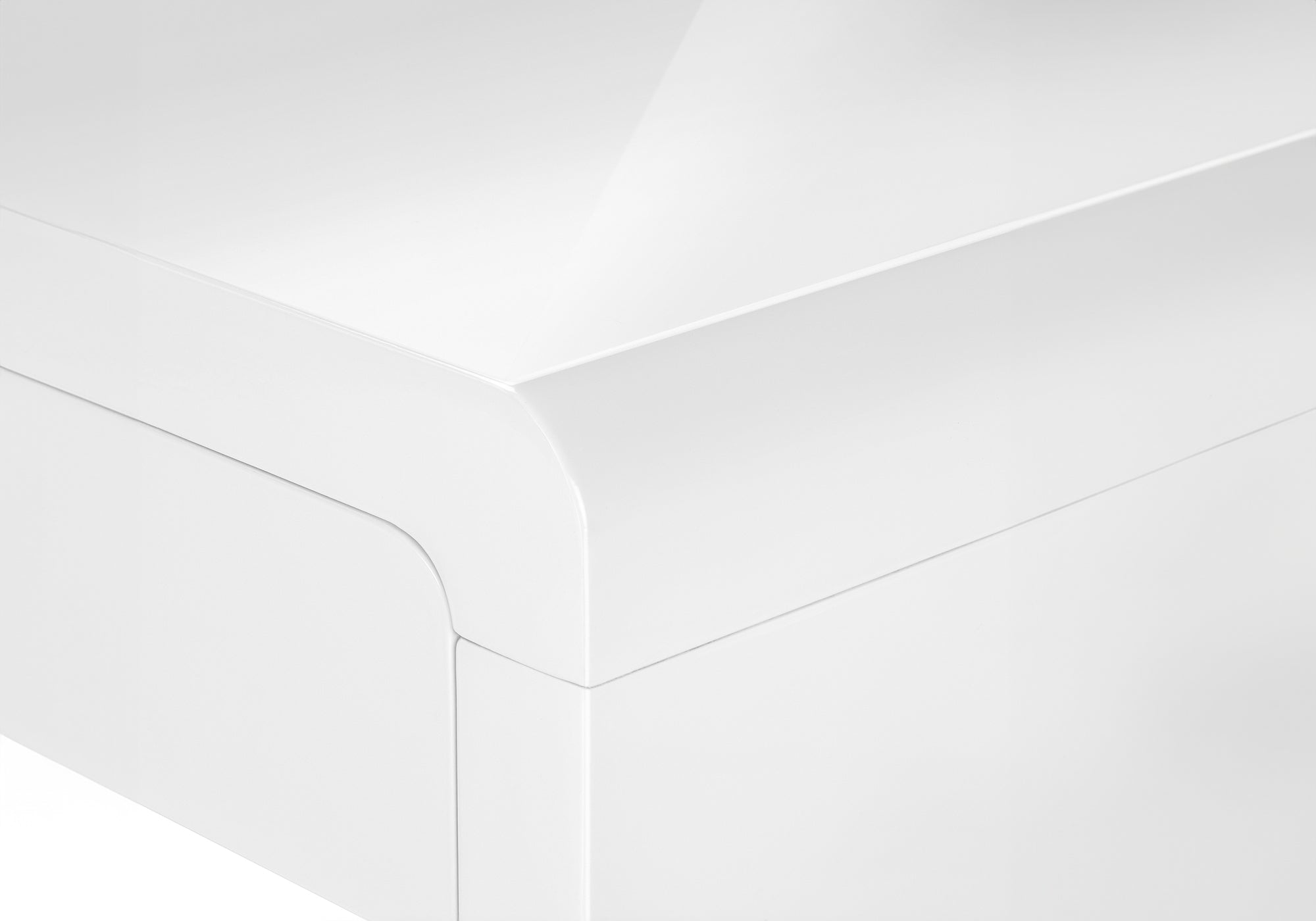 LUXARA™ – HIGH GLOSS OFFICE DESK – I 7581