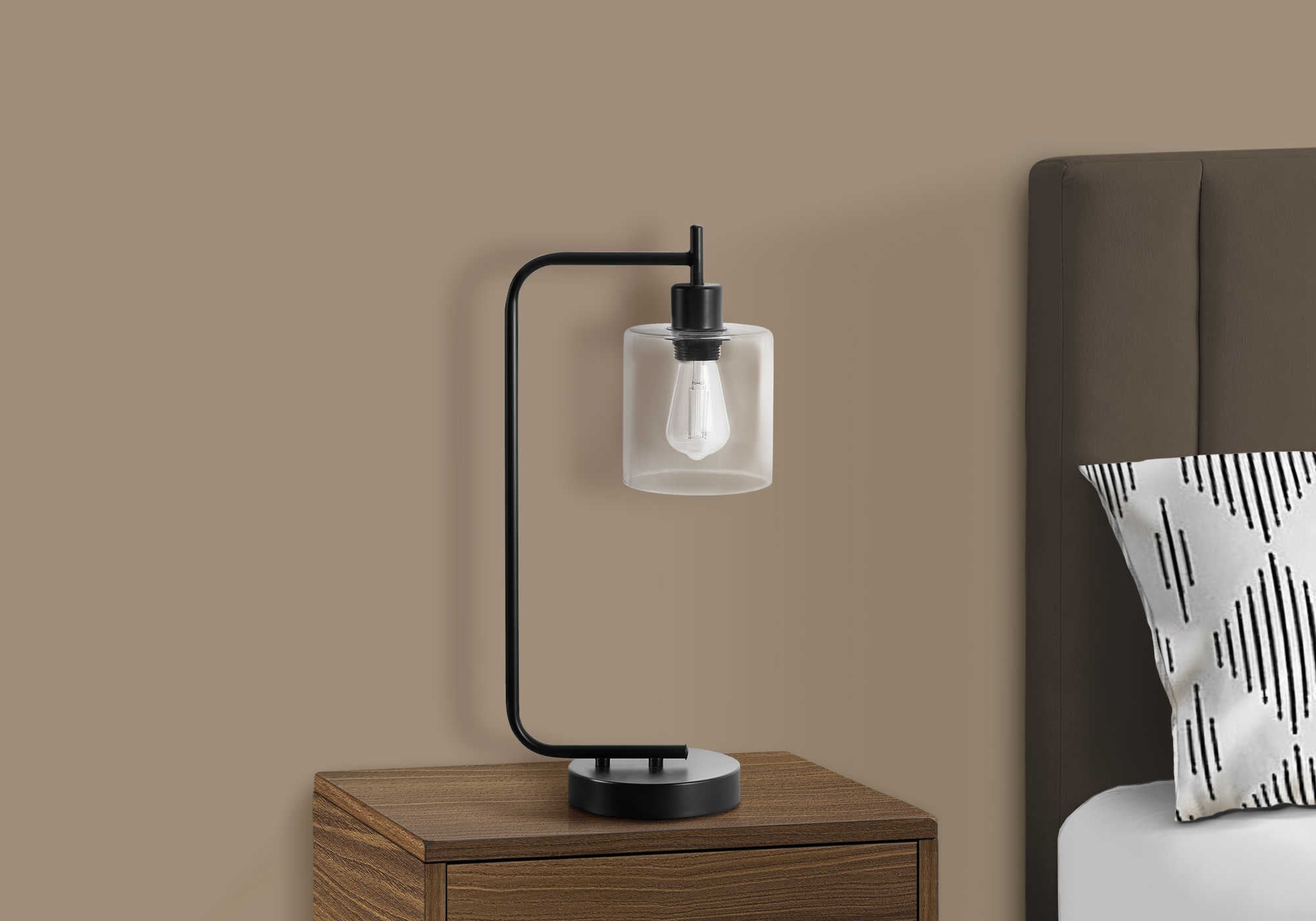 LUXARIS GLASS™ – MODERN BLACK TABLE LAMP WITH USB – I 9637